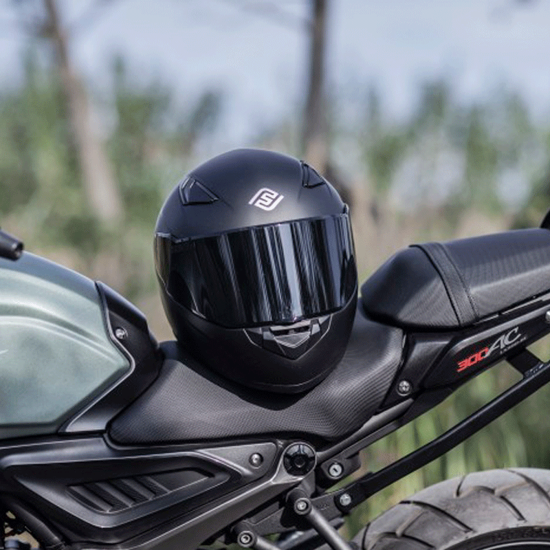 意大利FASEED摩托车头盔男女士冬季机车跑盔全覆式防雾全盔四季