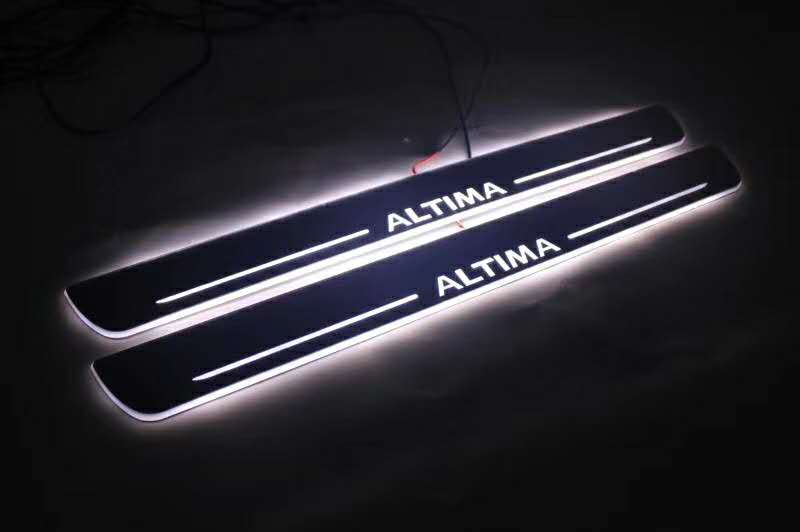 03-21新天籁Altima Almera流光动态走马呼吸LED灯迎宾踏板门槛条