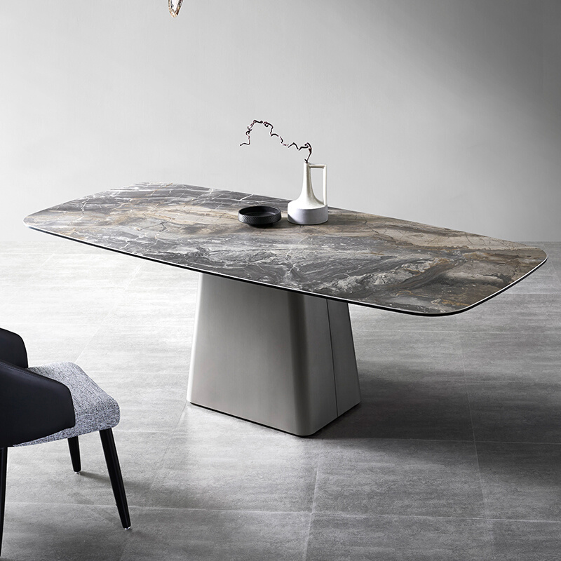 轻奢北欧式进口高端意大利岩板餐桌现代简约长方形亮光天然大理石
