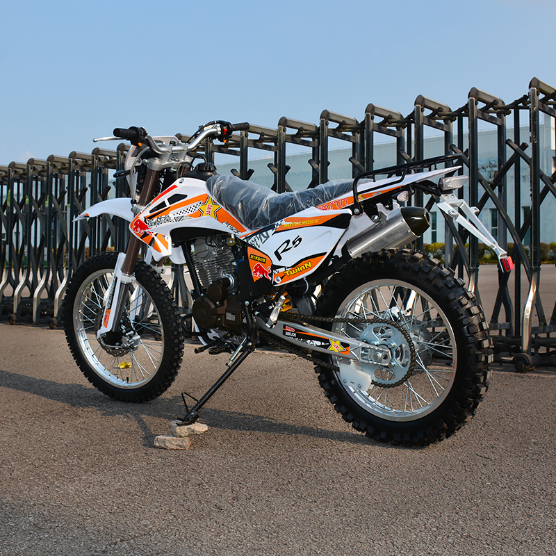 全新cqr可上牌越野摩托车250国四电喷碟刹高赛山地车越野摩托车