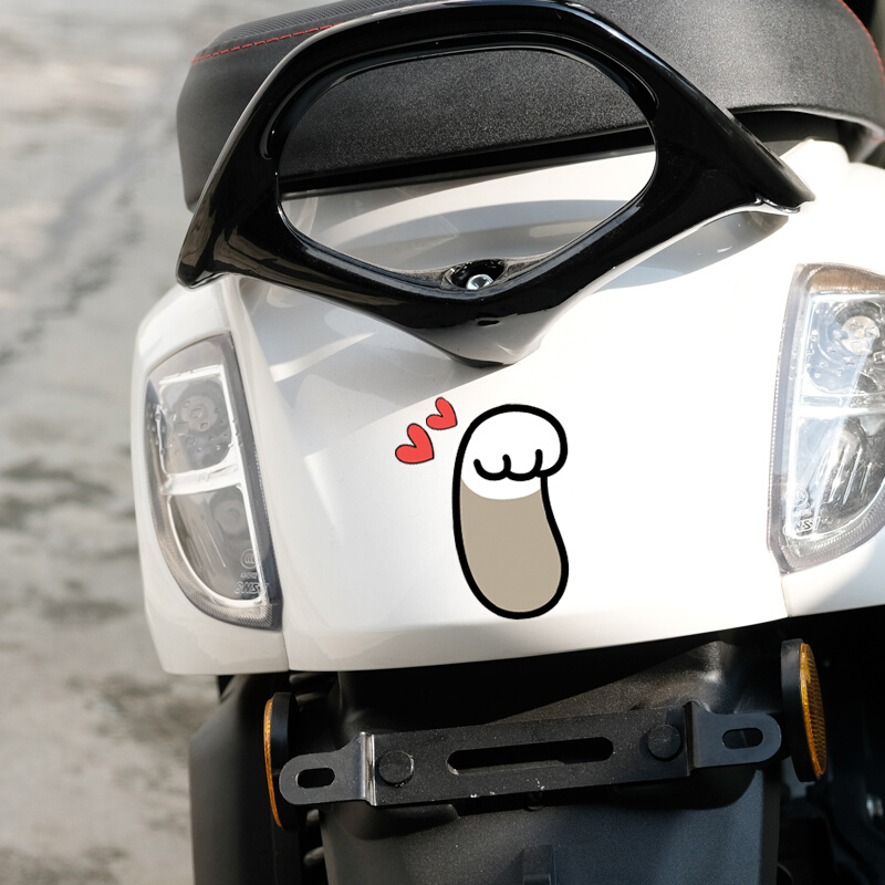 卡通猫爪贴画车身装饰摩托贴纸爪子比心小贴花改造车头踏板搞笑贴