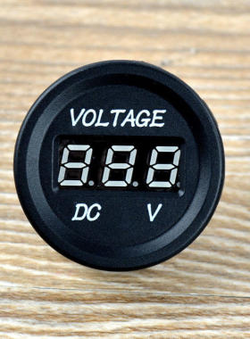 数字式汽车电瓶电压表 直流LED数显12V 摩托车车载电压表检测仪