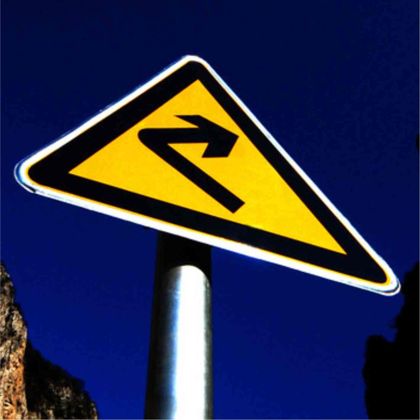 慢行左右连续急转弯三角让警示设施工反光交通道路牌标志铝板标牌