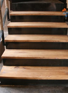老榆木房梁楼梯踏步板 老门板风化楼梯扶手 实木旧地板 尺寸定制
