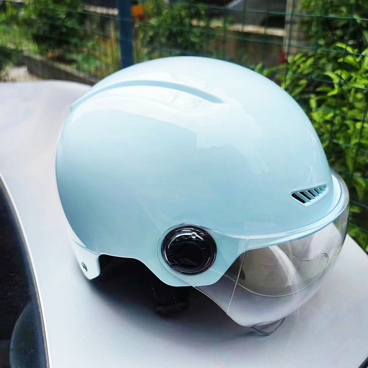 3C认证电动摩托车头盔男女夏季双镜半盔四季通用防晒轻便安全头帽