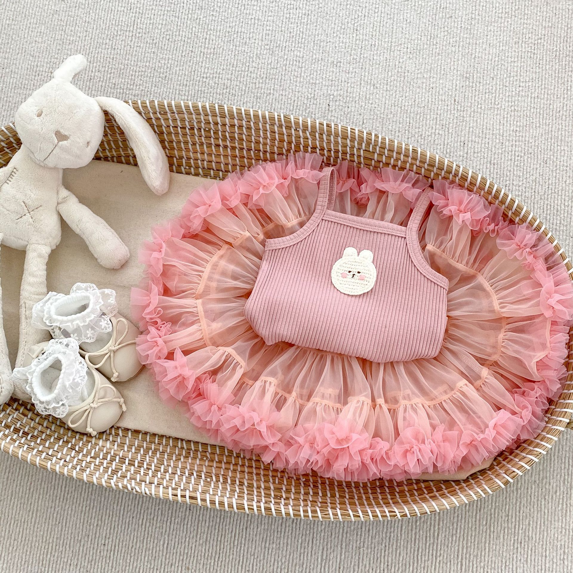婴儿衣服夏季公主裙2女童公主蓬蓬纱裙0-3岁女宝宝生日蛋糕裙子1