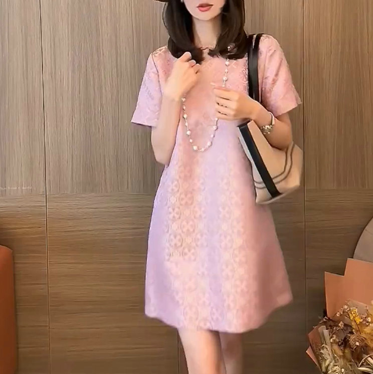 新中式国风女装改良旗袍高端精致粉色宋锦连衣裙子2024年新款夏季