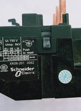 施耐德热过载继电器 LR2-D4365C 80-104A实物拍摄拍前议价议价