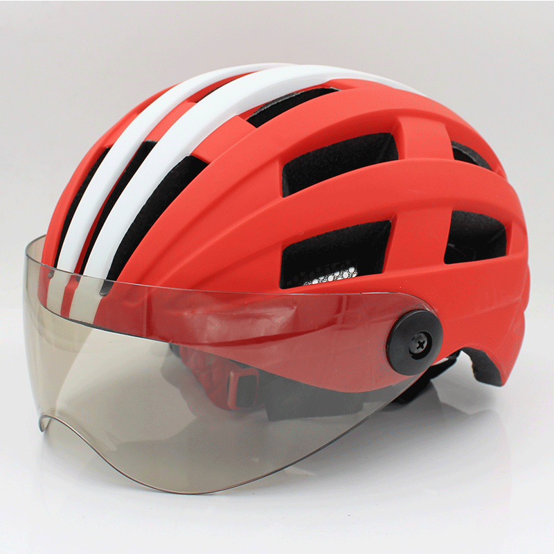 骑行头盔电动自行车摩托车男女夏季天透气轻便带风镜近视单安全帽