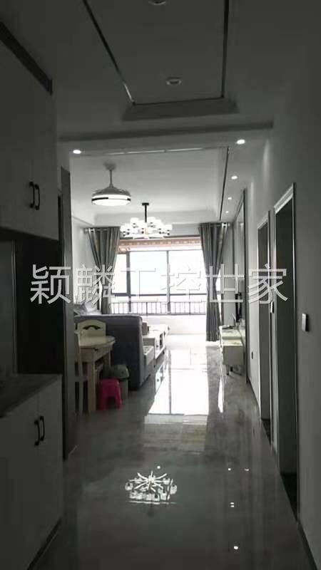 颖麟南阳火车站附近三房出售，115平，名门国际，已装修好，业主
