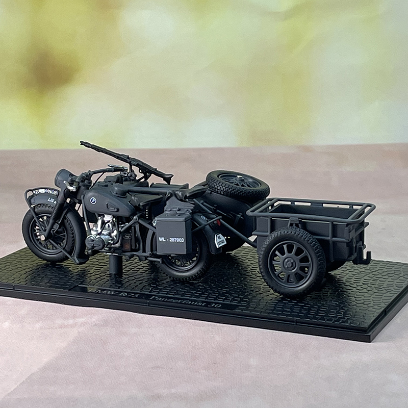 1:24二战德国宝马R75三轮摩托车模型场景收藏摆件