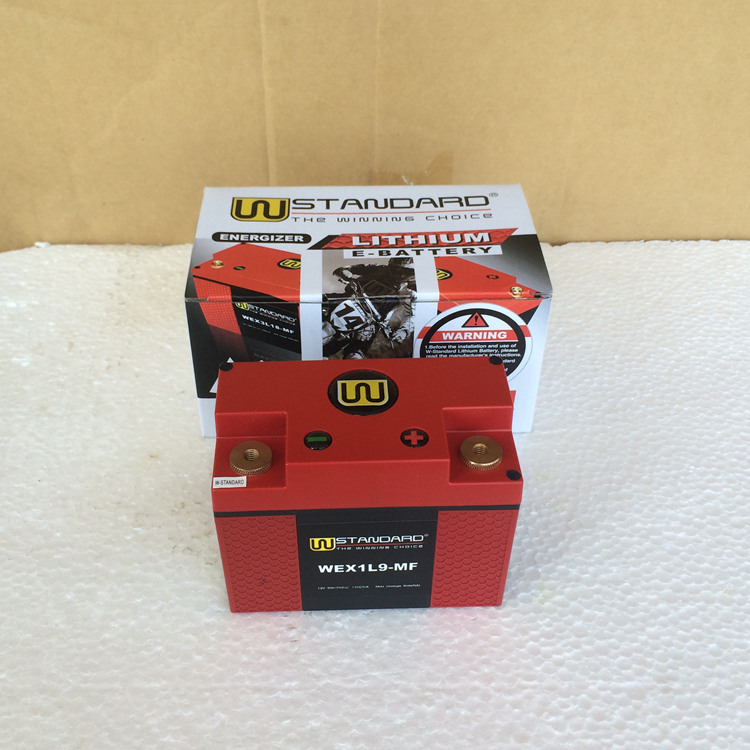 9AH安美国W锂电池蓄电瓶干电池适用钱江摩托车银刃BJ250