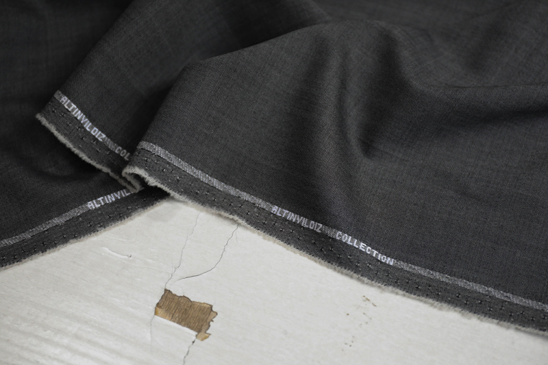 土耳其进口薄款牛仔灰色高支细腻斜纹精纺纯羊毛面料设计师布料