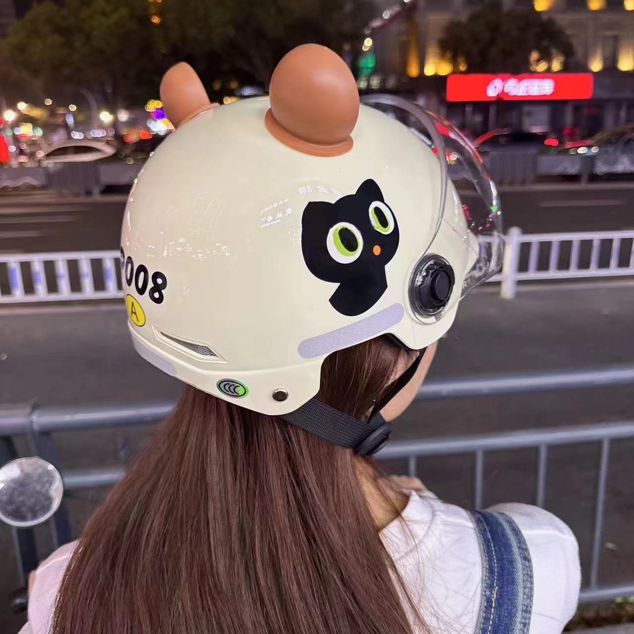 新国标3C认证摩托电动车头盔男女通用夏季防晒大码半盔四季安全帽