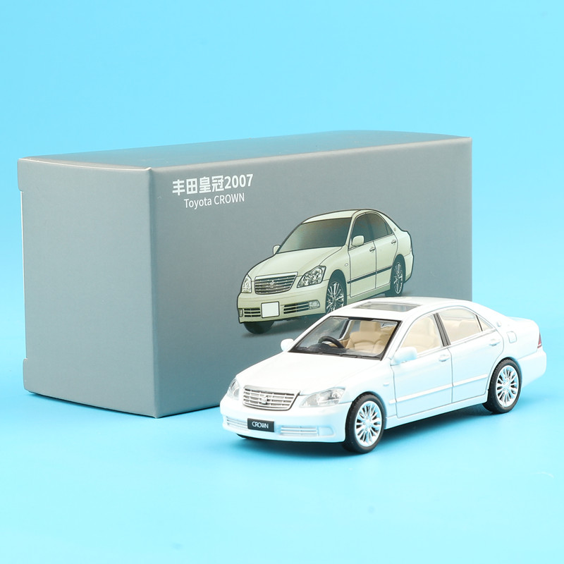 JKM1:64丰田皇冠12代轿车铁底胶胎仿真合金汽车模型收藏摆件玩具