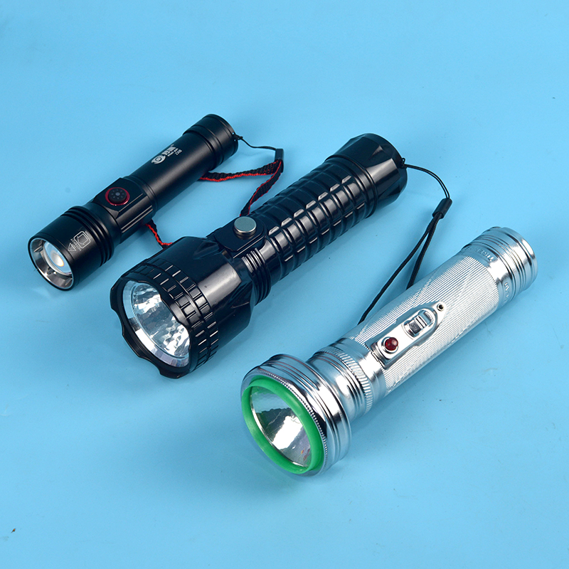 老式传统手电筒用电池款2节1号前开一档家庭备用照明充电强光3档