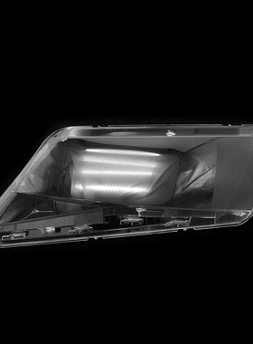 适用于18-21款斯柯达柯米克前大灯灯罩 透明PC灯面黑色灯座后壳罩