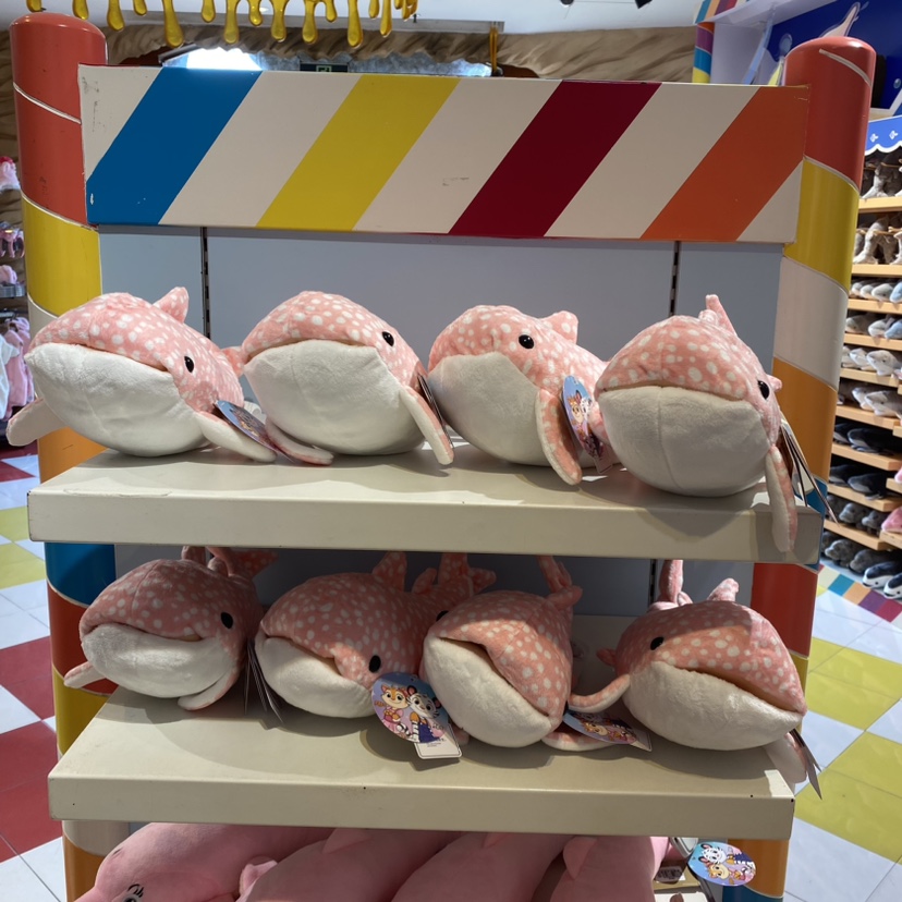 长隆旅游纪念品海洋王国手信鲸鲨粉色毛绒公仔儿童玩具生日礼物
