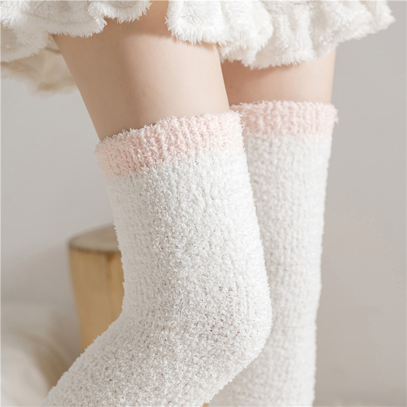 长筒过膝袜女冬季不掉毛珊瑚绒毛绒加厚月子保暖睡眠地板护膝袜套