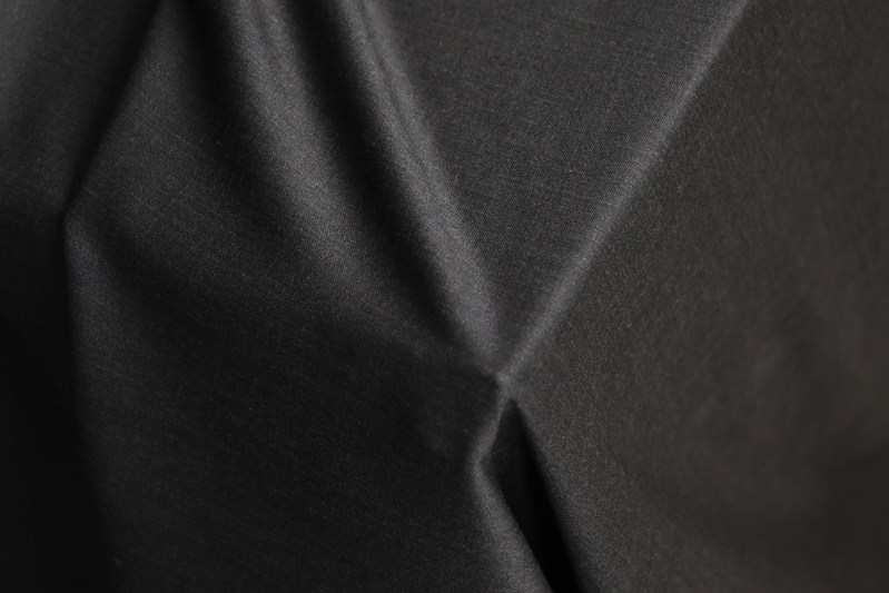 日本进口黑灰色细腻斜纹哔叽高支纯羊毛精纺羊毛面料设计师布料