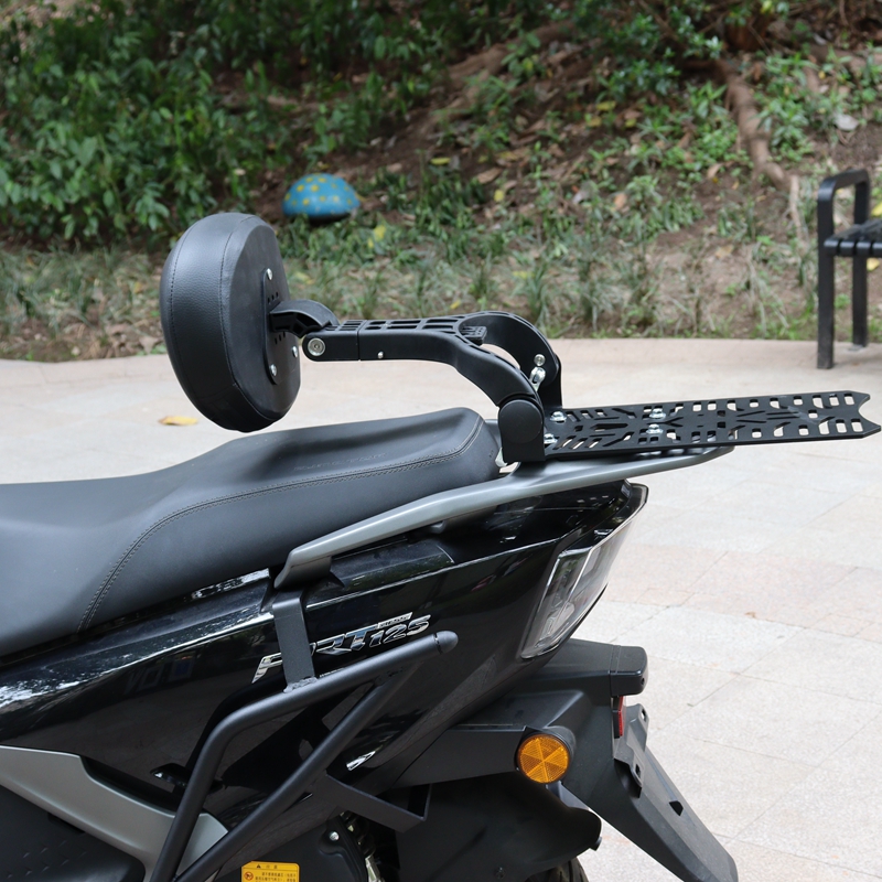 适用于QJ鸿125摩托车靠背通用靠垫折叠靠背司机乘客踏板车腰靠