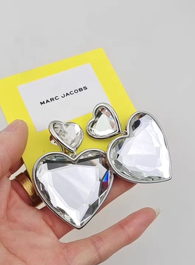 高端品牌MJ出口余量logo铜件大颗水晶夸张打标爱心耳环无耳钉卡片