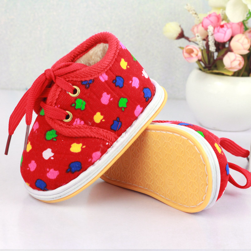 冬季婴儿布鞋0-1-2岁宝宝手工棉鞋加厚家居鞋婴儿千层底棉鞋保暖