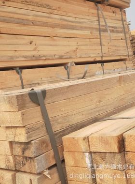 供应乌克兰樟松建筑木方白松方木建筑工程用方木四面见线