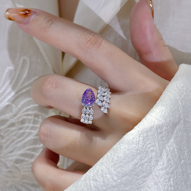 高级感2克拉人工钻石仿真钻戒紫钻戒指水滴形气质镶钻叠戴食指戒
