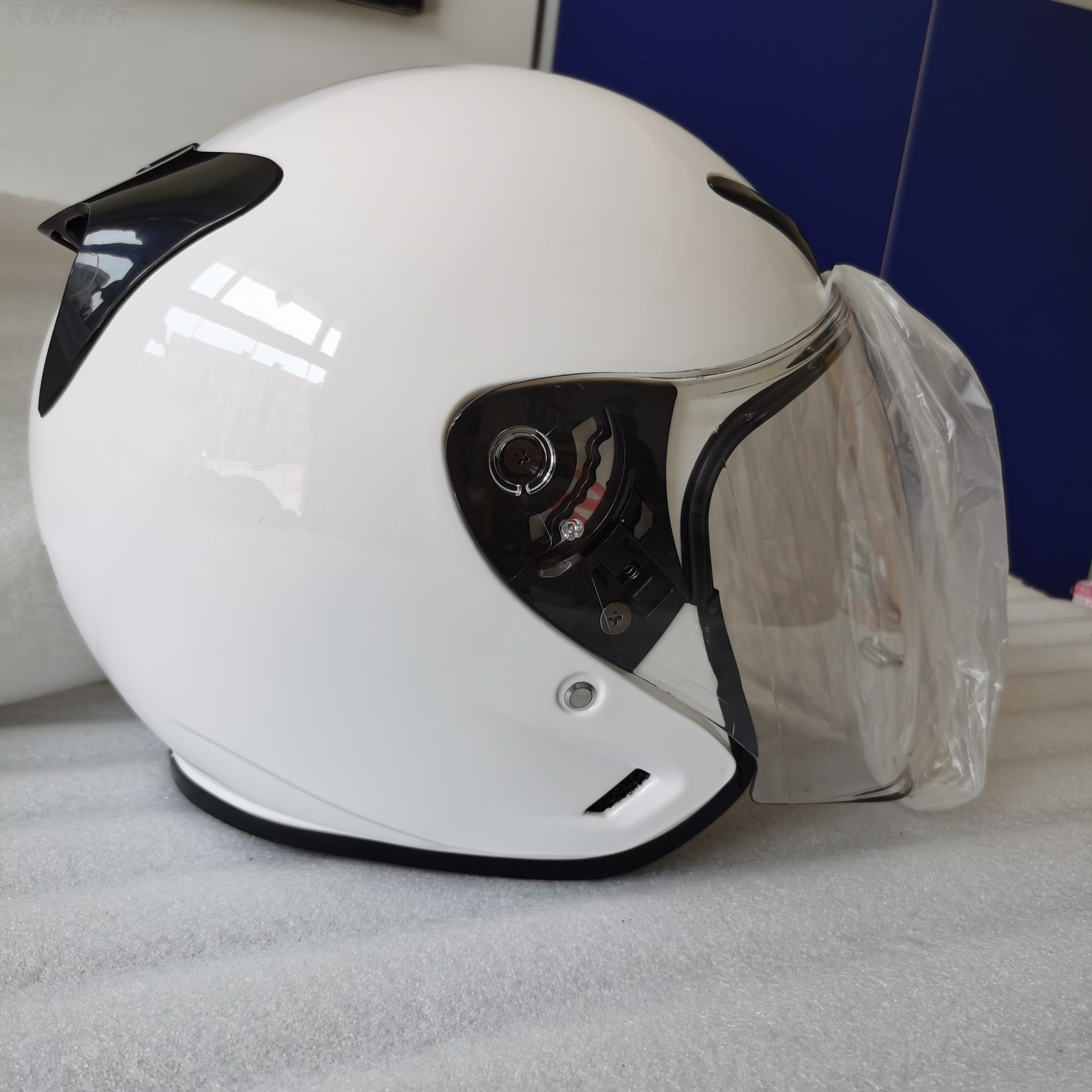 摩托车专用认证安全头盔电动车春秋大半盔镜片成人四季安全防护帽