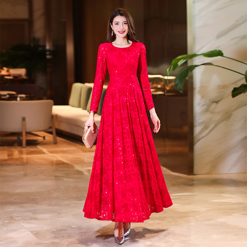 红色蕾丝连衣裙2024春秋新款长袖高端复古长款过膝显瘦大摆长裙子