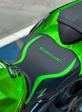 川崎忍者摩托车增高2厘米舒适坐垫Ninja400改装舒适款降低2CM座包