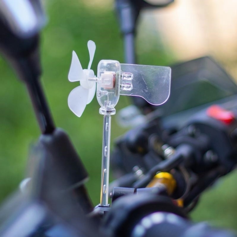 摩托车装饰微型风力发电机小型风能动力自发光LED风车景观警示灯