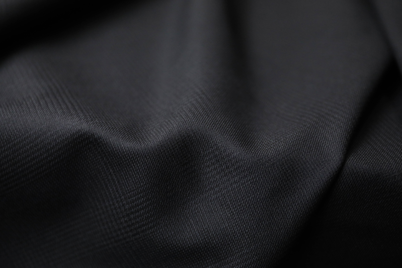 意大利进口薄款黑色细腻威尔士暗格纹高支精纺纯羊毛布料西装面料