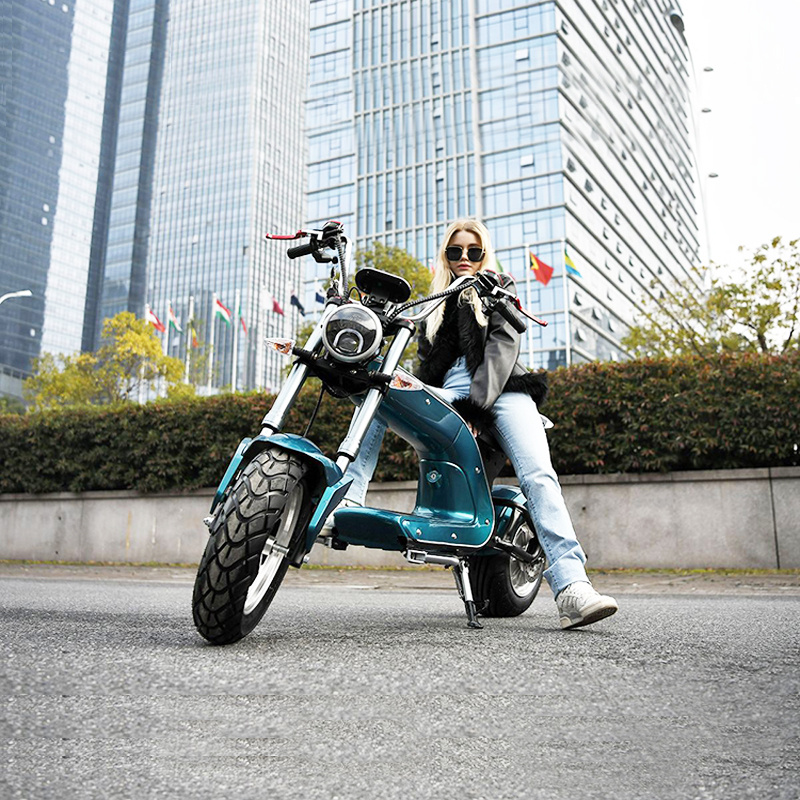 新款3000W哈雷电动两轮摩托车锂电池可拆卸宽踏板轮胎成人电瓶车
