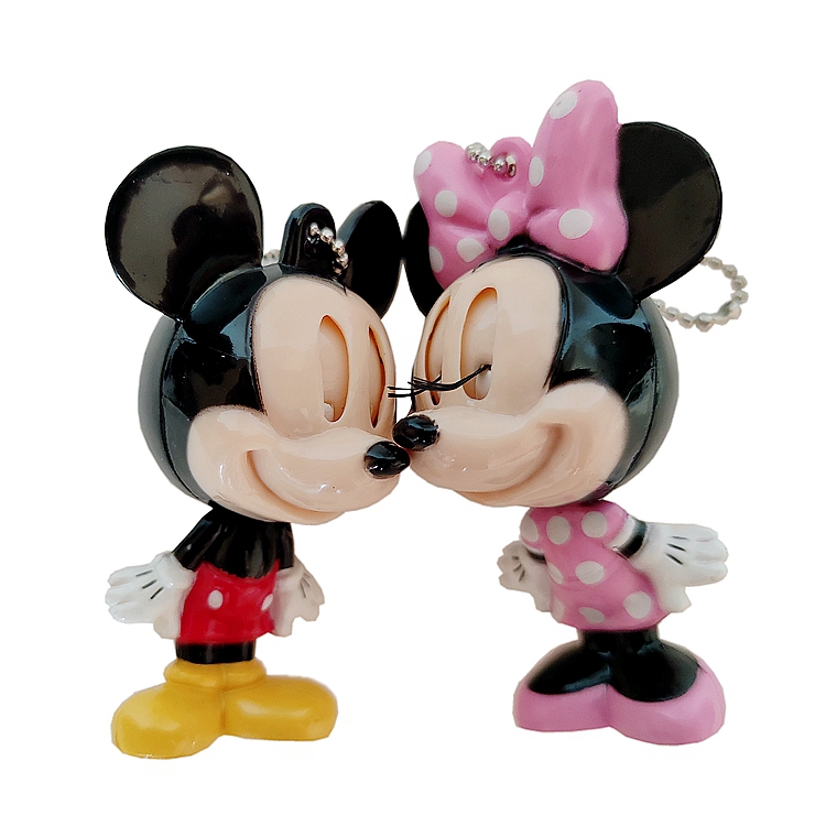 迪士尼米奇亲吻公仔可爱玩具挂件汽车钥匙扣包包挂饰摆件内含磁铁