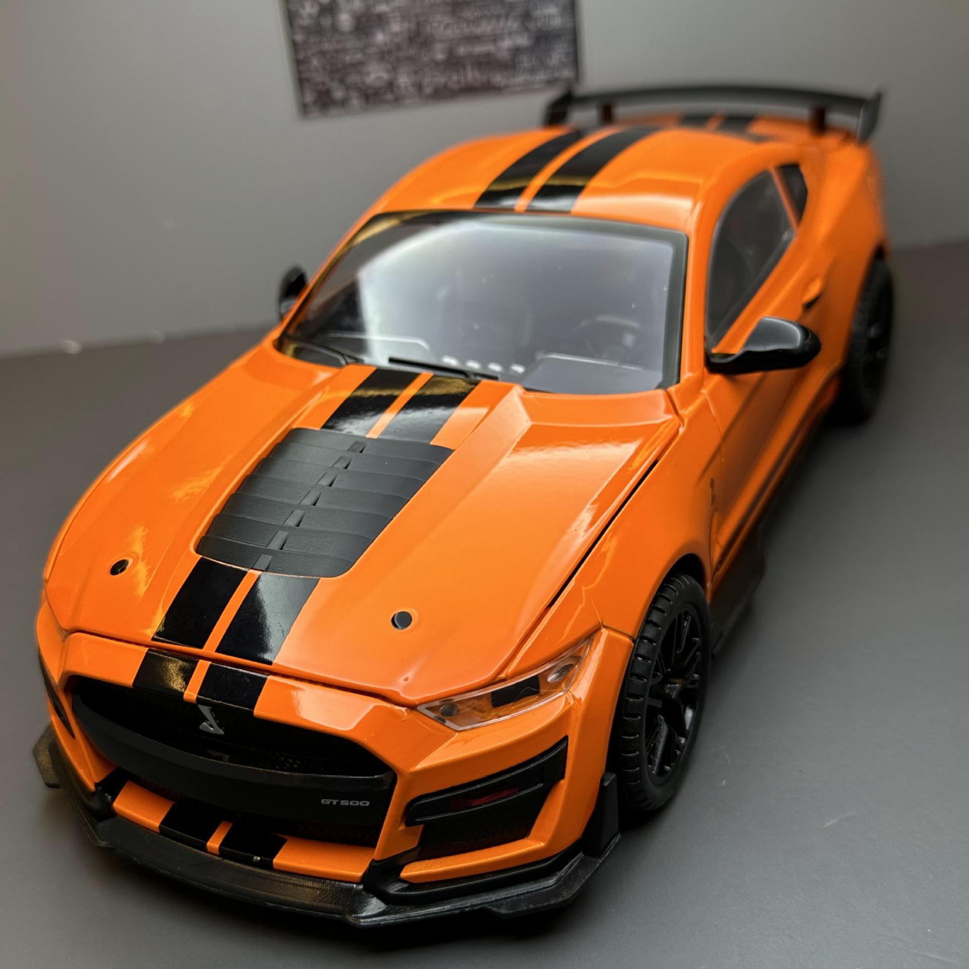 潮玩合金汽车模型1:18福特野马GT500 收藏摆件声光玩具跑车肌肉车