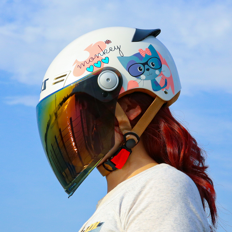 艾狮3C认证电动摩托车头盔男女士夏季半盔四季电瓶车安全帽