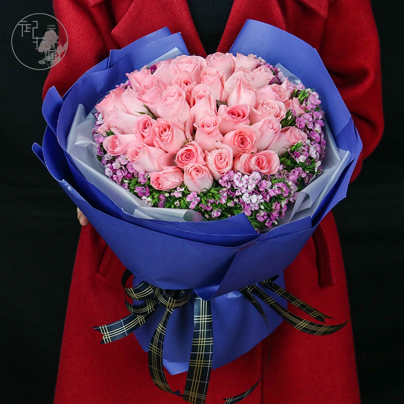 11朵19朵33红玫瑰礼盒鲜花速递北海市海城区银海区同城店送货上门