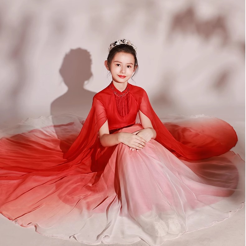 2024新款中国风女童弹古筝演出服儿童琵琶演奏大合唱礼服主持人