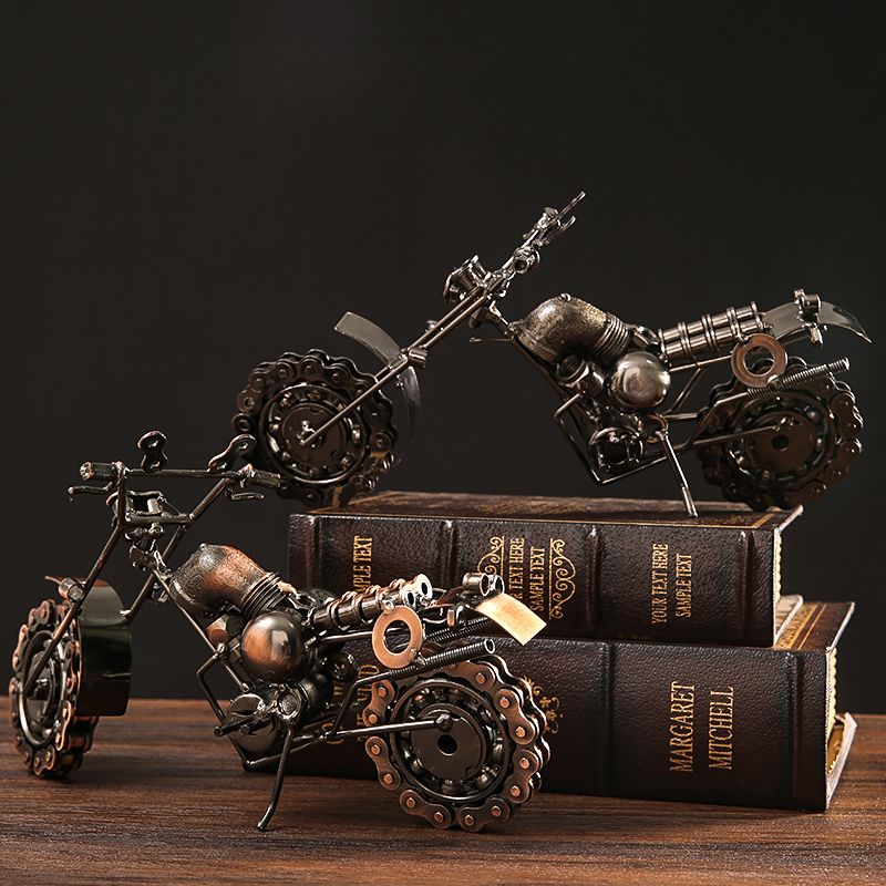 复古工业风金属机车摩托车模型摆件办公室桌面装饰品酒柜铁艺玩具