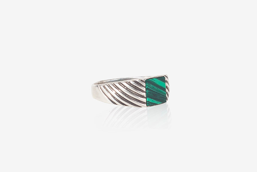 纯银戒指S925绿宝石条纹现代派情侣欧美方向形原创设计流行个性款