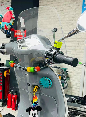 比亚乔vespa龙嘉踏板摩托车通用装饰号码牌老式个性挪车复古创意