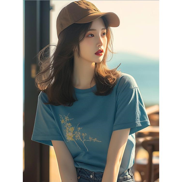夏季韩系chic洋气减龄独特别致漂亮上衣时尚休闲湖蓝色短袖T恤女