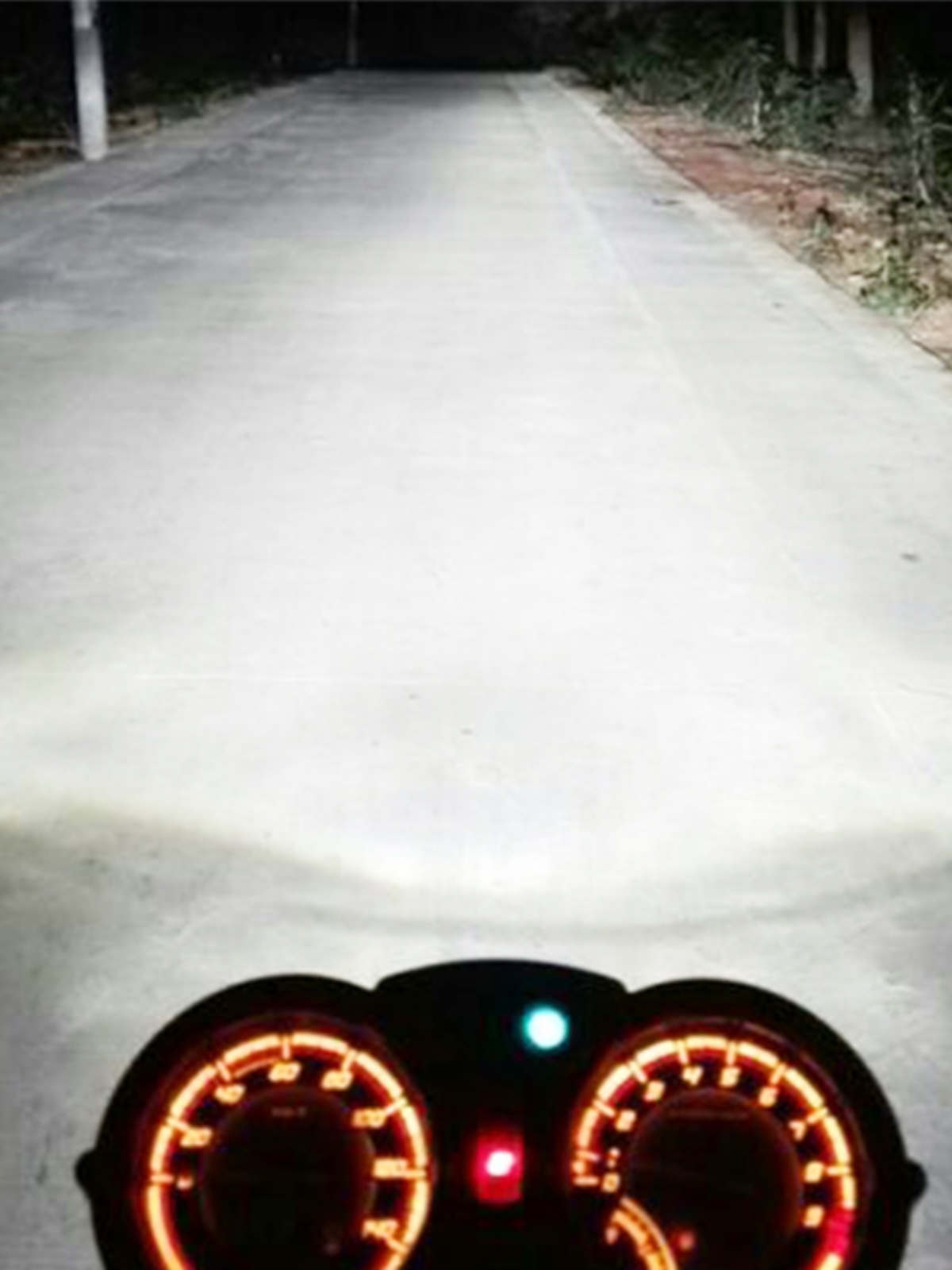 新品石栏摩托车疝气灯改装氙气灯套装12v超亮强光远近一体踏板电