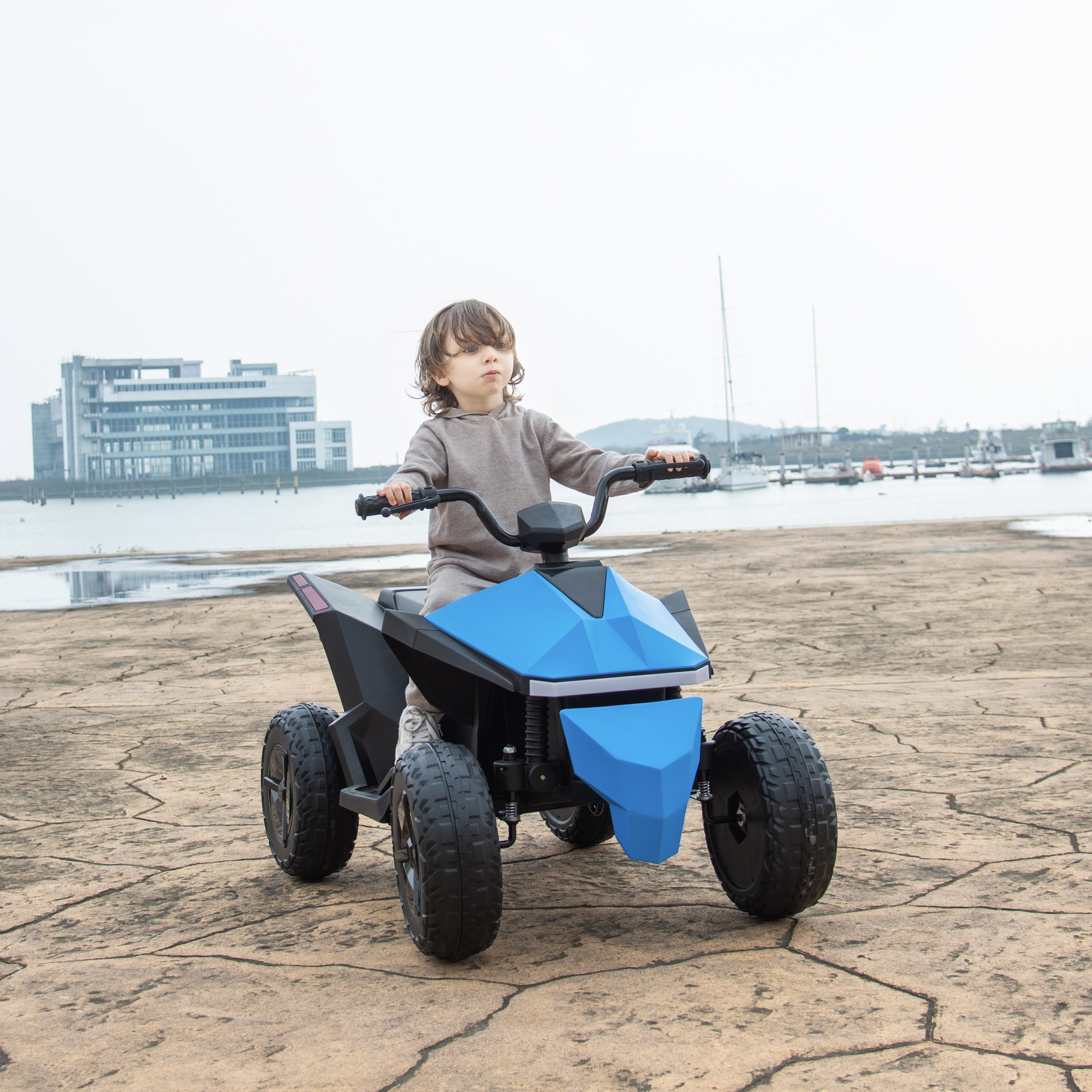 儿童电动全地形越野车轻奢四驱特斯拉两轮可遥控自驾男孩玩具汽车