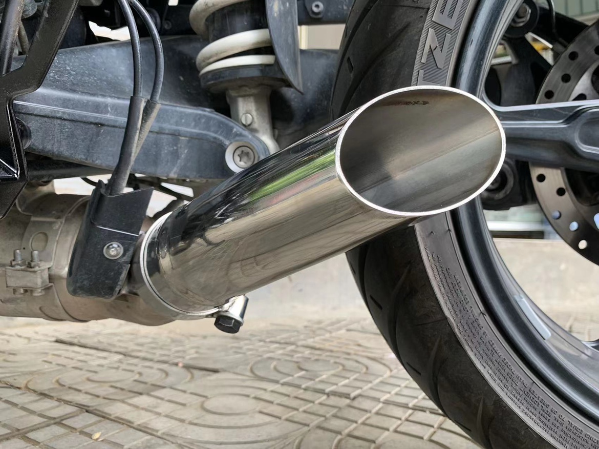 摩托车改装排气管。