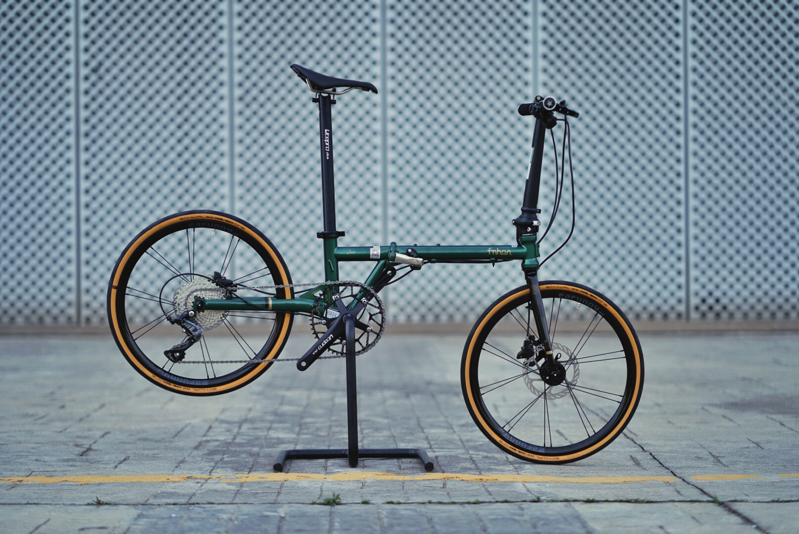 钛合金折叠自行车