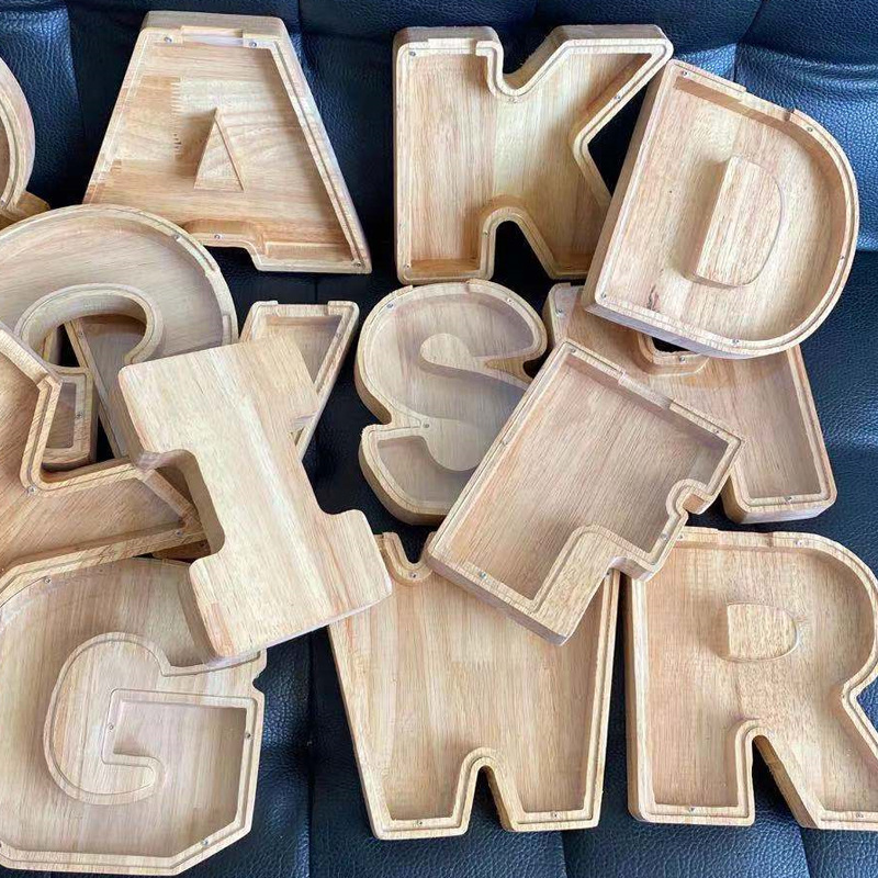 跨境热销新款木质存钱罐创意二十六个字母储蓄罐工艺品 桌面摆件