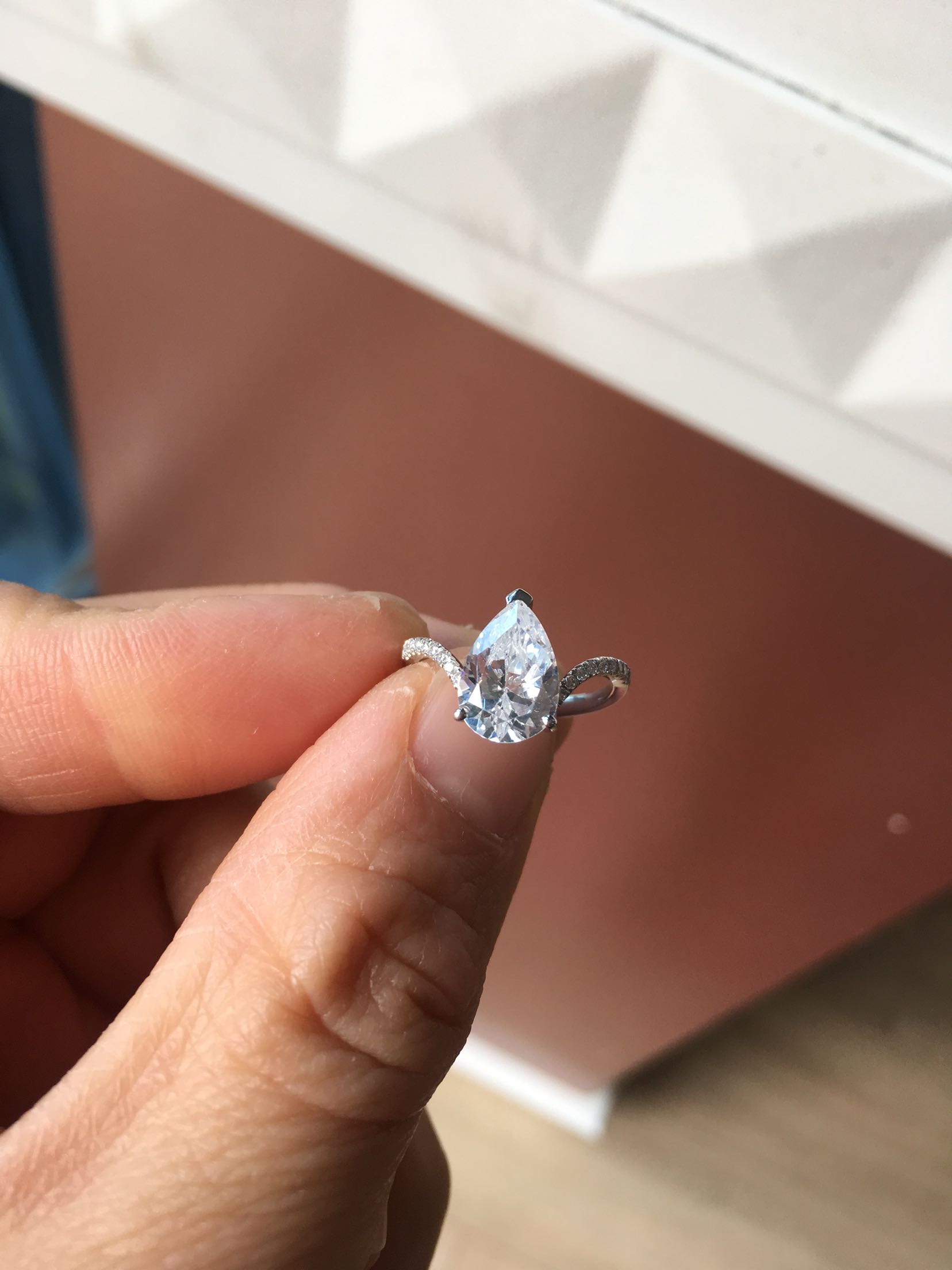 天然白水晶水滴戒指钻石切割工艺真正的纯天然支持任何检测可定制